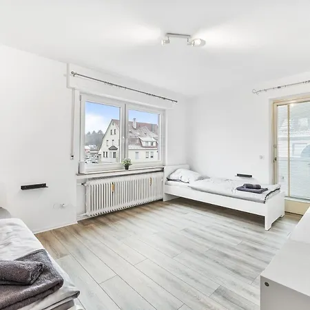 Monteurwohnung In Ebersbach Eb02 Raumschmide *
